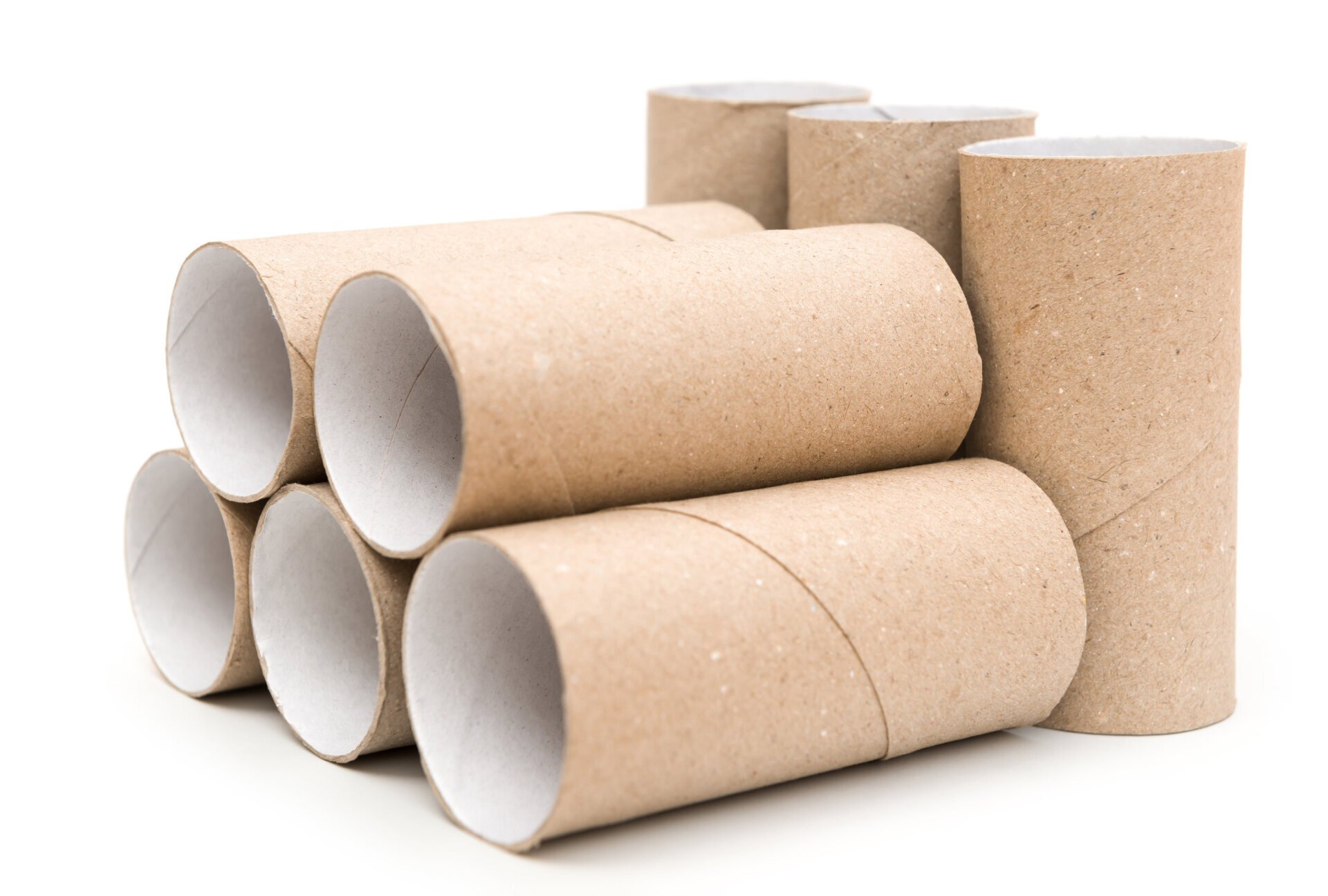 Thick-wall paper cores stacked for paper mills and tissue converting